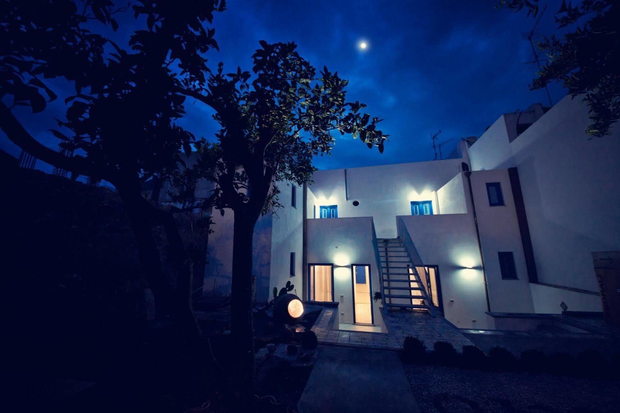 Punta Sallustro Lipari Экстерьер фото